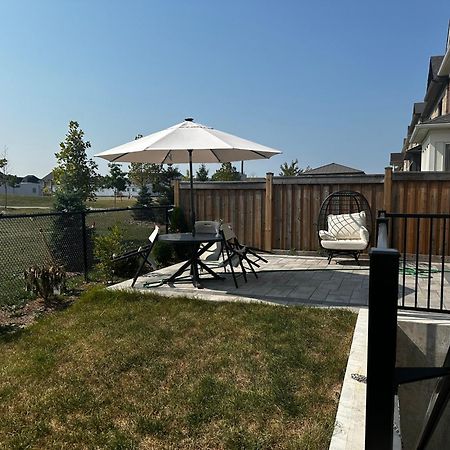 Luxury Basement Apartment In Oakville Exterior foto
